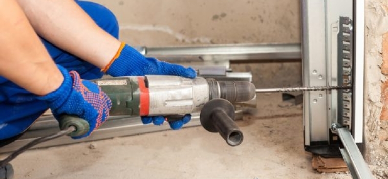 Spring Garage Door Repair Checklist for Ontario Homeowners